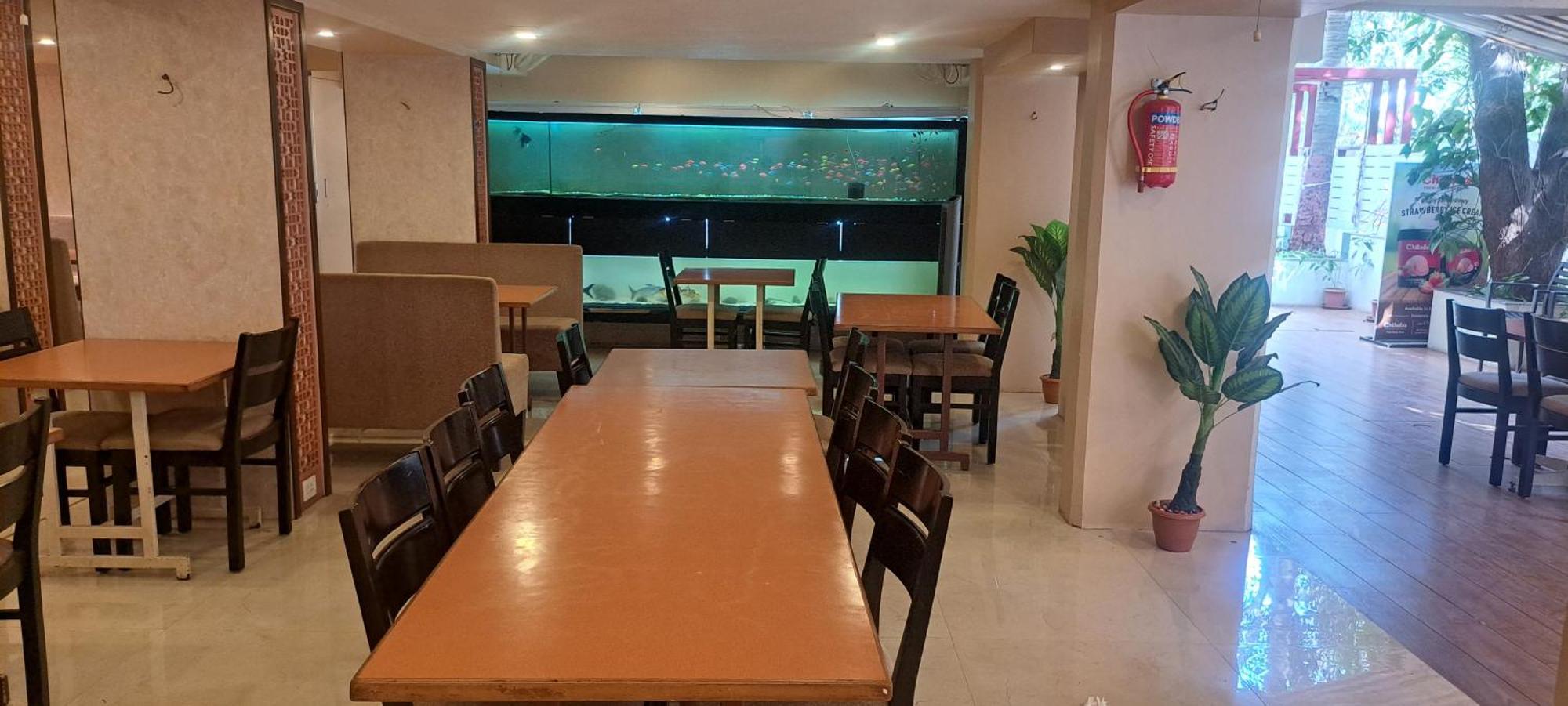 Hotel Swaroop Пуне Екстер'єр фото