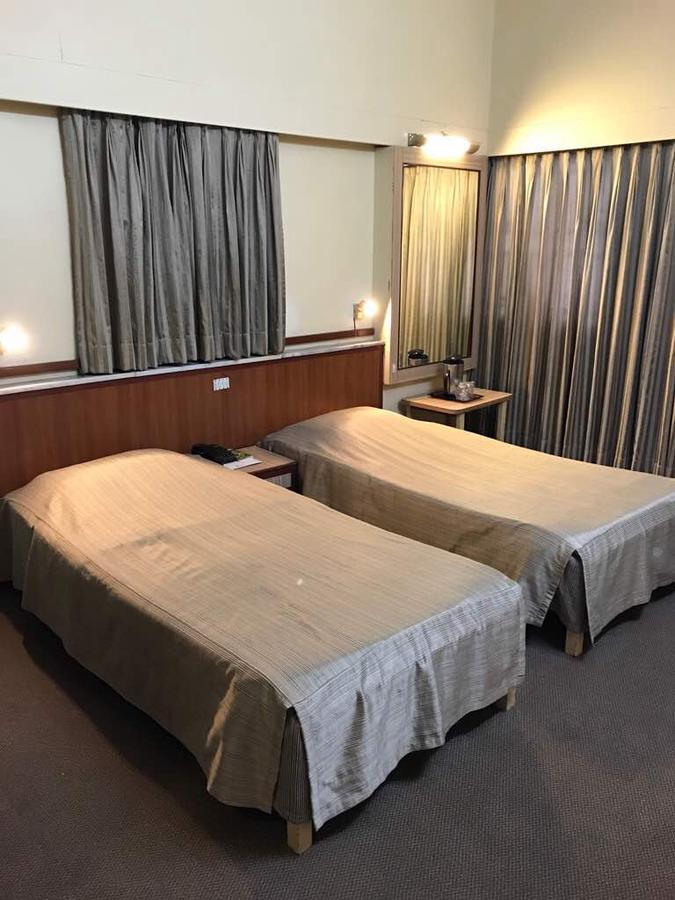 Hotel Swaroop Пуне Екстер'єр фото