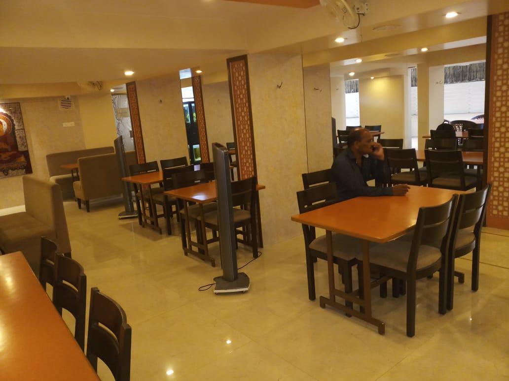 Hotel Swaroop Пуне Екстер'єр фото